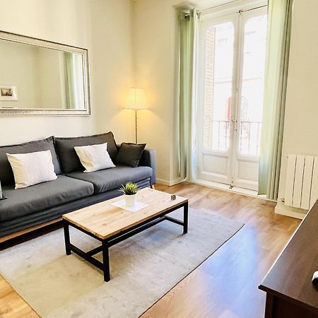 Dplace To Be - Luxury Apartment In Historic Center Madri Quarto foto