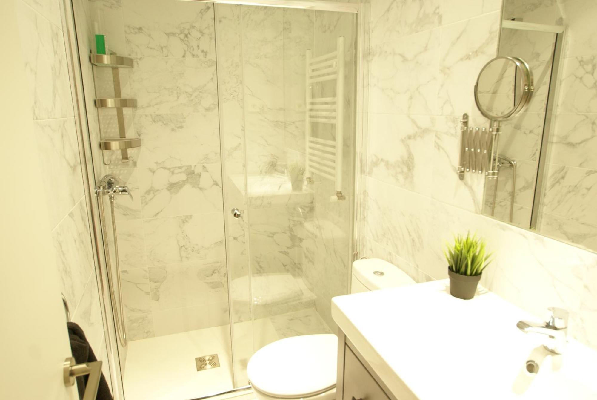 Dplace To Be - Luxury Apartment In Historic Center Madri Quarto foto